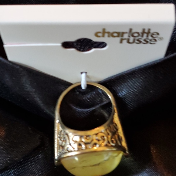 Charlotte Russe - Picture 3 of 4